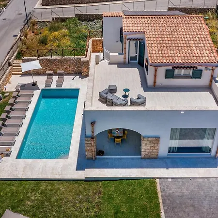 Coraline Villa *